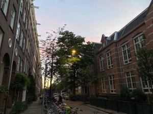 Foto dalla galleria di De Pijp house - Entire place next to Sarphatipark ad Amsterdam