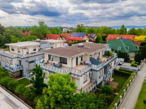 Budova, v ktorej sa apartmán nachádza