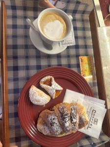 Φαγητό σε αυτό το bed & breakfast ή κάπου εκεί κοντά +33 φωτογραφίες