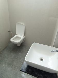 Ένα μπάνιο στο White residency