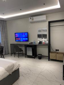 TV a/nebo společenská místnost v ubytování LAvenue RestHouse