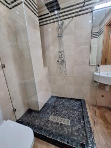 Ένα μπάνιο στο Grand appartement de luxe vue mer