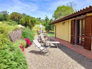 Agriturismo La Sorgente外面的花园