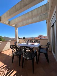 Balkón nebo terasa v ubytování Apartment Holetić