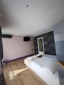 Gallery image of Стаи за гости Върбите in Sapareva Banya