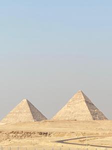 Peisaj natural din apropierea acestui hotel +14 fotografii