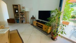 Gallery image of Villa Arles Trinquetaille in Arles