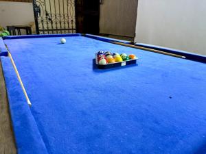 Biliár nebo kulečník v ubytování White Gorf Hotel