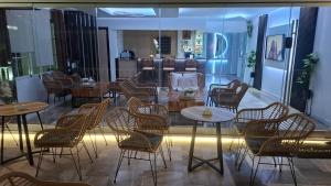 Posedenie v ubytovaní Hotel Kostas