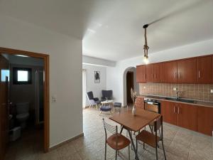 Η κουζίνα ή μικρή κουζίνα στο My lithos