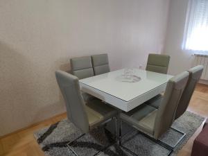 Foto sihtkohas Pirot asuva majutusasutuse Apartman LARA galeriist