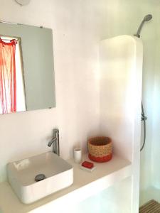 Et badeværelse på HORTA do RAMALHAÕ