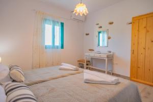 Foto dalla galleria di Varidi Farm House a Varídhion