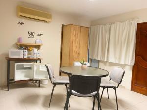 Fotografie z fotogalerie ubytování Hospedaje Aldana - Habitación L E R D O en zona centro v destinaci Tuxpan de Rodríguez Cano
