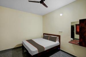 Imagen de la galería de Hotel O Sai Residency Boarding & Lodging, en Bangalore