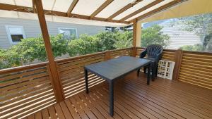 Balkón alebo terasa v ubytovaní Mobile Home Climatisé 3 chambres à Narbonne Plage