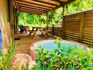 Zahrada ubytování Camping le Pré des Moines