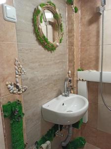 Ένα μπάνιο στο Нощувка в каюта +8 φωτογραφίες