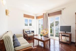 Μια τηλεόραση ή/και κέντρο ψυχαγωγίας στο Sunny House