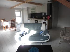 Η κουζίνα ή μικρή κουζίνα στο Appartement dans maison en pierre proche sortie autoroute A6