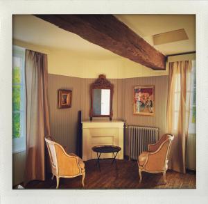Posezení v ubytování Chambres d'hôtes de la Maison de Chaalis