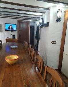 Μια τηλεόραση ή/και κέντρο ψυχαγωγίας στο Casa Cueva, Cuevas del Emir