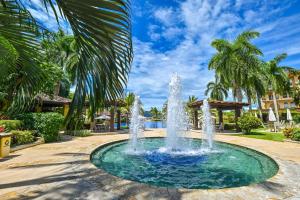 Πισίνα στο ή κοντά στο CR Luxury Del Mar 2Q 3 Bdrm