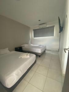 Galería fotográfica de Hotel Suites La Maya en Mérida