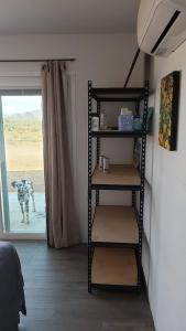 Zdjęcie z galerii obiektu Joshua Tree Tiny Home w mieście Yucca
