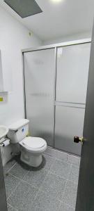 Ένα μπάνιο στο Alojamiento Casa Naranja