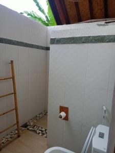 Bintang Tiga Bungalows Gili Air的一间浴室