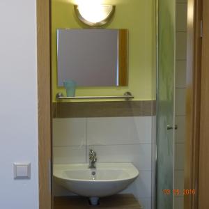 Ein Badezimmer in der Unterkunft Hotel Einstein