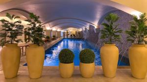 Bazén v ubytování Resort de Luxo em Gramado nebo v jeho okolí