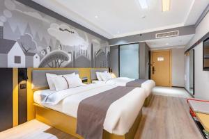 Postel nebo postele na pokoji v ubytování Thank Inn Henan Zhoukou Chuanhui District Zhoukou Avenue Municipal Government