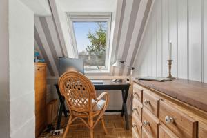 Billede fra billedgalleriet på Renovated Family Home In Listed - Close To Sea i Svaneke