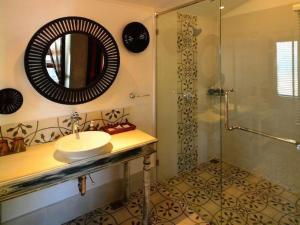 Kupatilo u objektu The Blue Sky Resort@ Koh Payam +99 fotografija