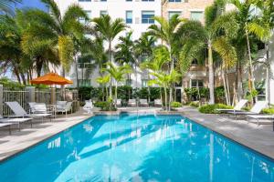 Swimmingpoolen hos eller tæt på Hyatt House San Juan + 37 billeder