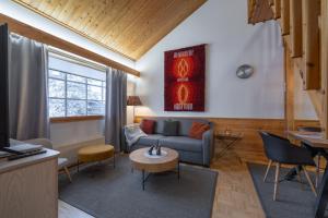 Posezení v ubytování Kuukkeli Apartments Teerenpesue E 33