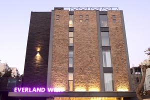 Zgrada u kojoj se nalazi hotel