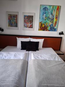 Postel nebo postele na pokoji v ubytování Rooms Bytom