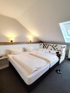 Fotografie z fotogalerie ubytování Garni Hotel & Ferienwohnungen Seeschlößchen v destinaci Waldeck + 34 fotografií