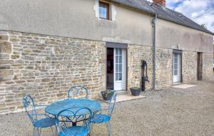 Το κτήριο όπου στεγάζεται  η παραθεριστική κατοικία +15 φωτογραφίες