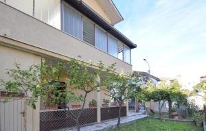 Schöne Wohnung In Villarosa Di Martinsicにある庭