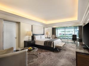 Cama ou camas em um quarto em Hotel Indonesia Kempinski Jakarta