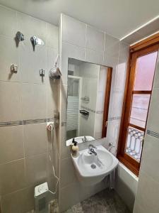 Koupelna v ubytování Bonita habitación con aire acondicionado