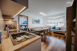 Kuchyň nebo kuchyňský kout v ubytování Appartement Viehhauser