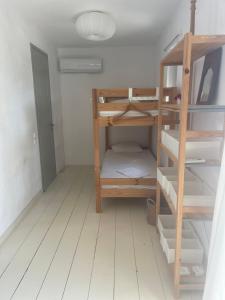 Fotografie z fotogalerie ubytování Villa Sandros Vourkari v destinaci Gialiskari