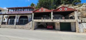 Gallery image of Casa Di Marinero Apartments in Argasi