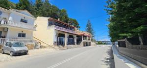 Gallery image of Casa Di Marinero Apartments in Argasi
