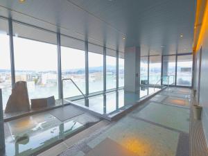 Bazén v ubytování Tokyu Vacations Fujisan Mishima nebo v jeho okolí